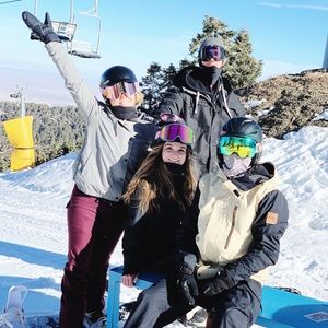 Meet your Posher, Lisa